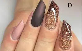 Lipstick nails